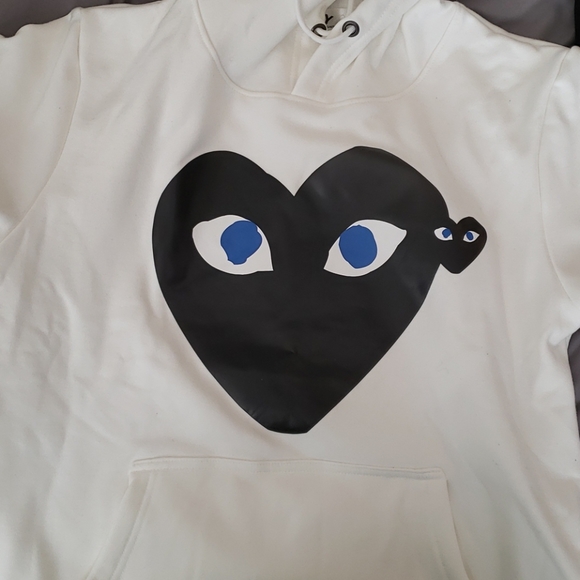 White Fleece Available Only. - Picture 4 of 6